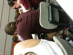 રસદાર સોનેરી ભારતીય વાસ્તવિક porn ટ્રેનર સાથેની વ્યક્તિગત તાલીમ માવજતમાં ખૂબ જ નરમ ચુંબનમાં ફેરવાઈ ગઈ